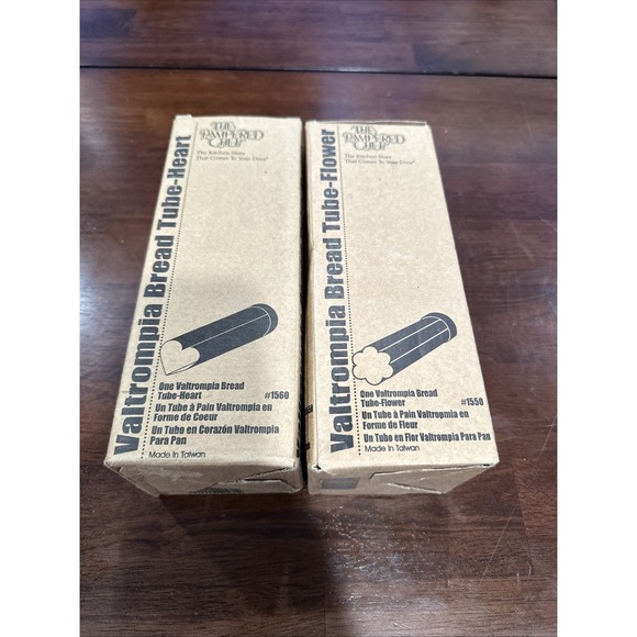 THE PAMPERED CHEF Valtrompia Bread Tube Flower #1550 Heart #1560‎ LOT - Picture 1 of 2